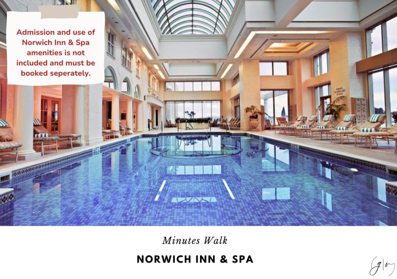 Luxury Villa- 3 Mins To Mohegan- Fully Stocked With Fireplace- Jacuzzi, Saltwater Pools, Sauna Norwich Kültér fotó